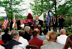 Image description is not available for 2000.342